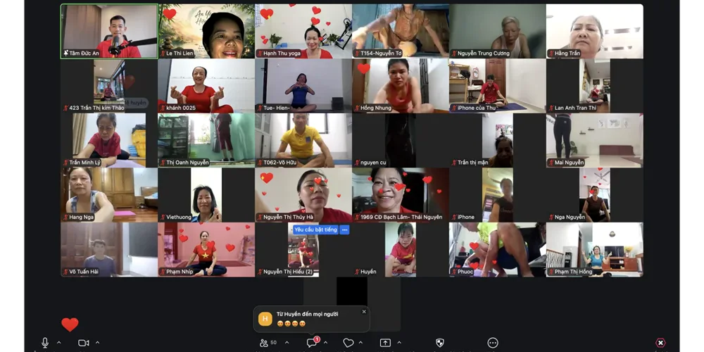 Hơn 50 học viên hoàn thành 21 vòng Chào Mặt Trời ngày 2/9/2026